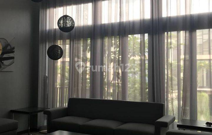 Dijual/disewakan Rumah Di Nava Park Bsd