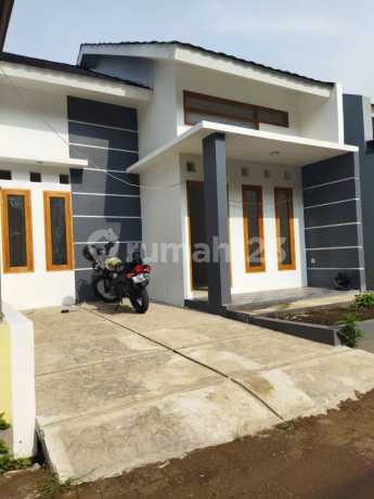 Rumah Bagus Murah nyaman SHM Komp Agung Lestari Cilame, Bandung