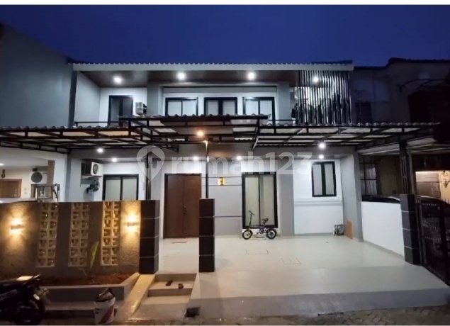 For Sale. 2-Story Neat Ready-to-Occupy House, Poris Paradise 2 Cipondoh - Tangerang