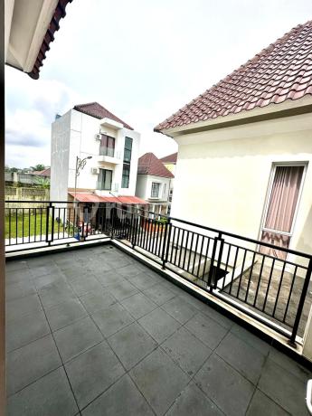 Rumah 2 Lantaidi Gading Serpong Fully-Furnished Siap Pakai Rumah 2 Lantaidi Gading Serpong Fully-Furnished Siap Pakai