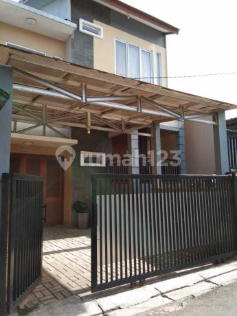 Rumah Bagus Dekat Mall Dan Apartemen Bintaro Plazza