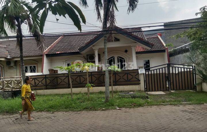  Dijual Rumah Komplek Perumahan Bumi Mas Raya Kota Tangerang
