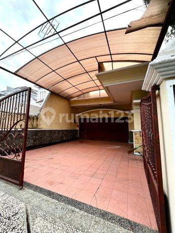 Rumah Manyar Luas 500+ Shm Pusat Kota