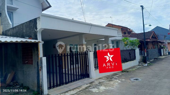 Dijual Rumah Cantik Di Jatiwaringin Pondok Gede Bekasi