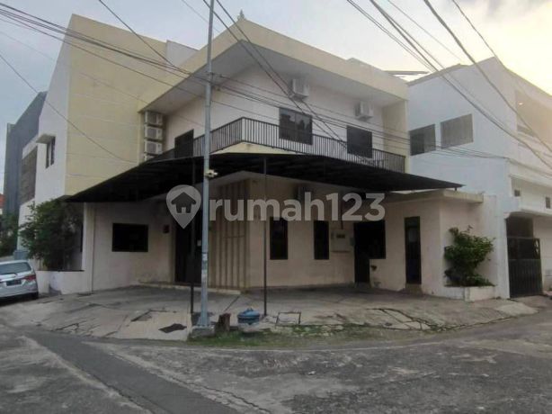 Rumah + Kantor di Darmo Indah Timur