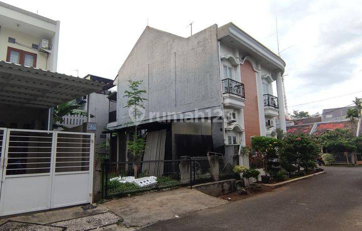 Tanah Lokasi Super Strategis Di Taman Century 2 Bekasi.