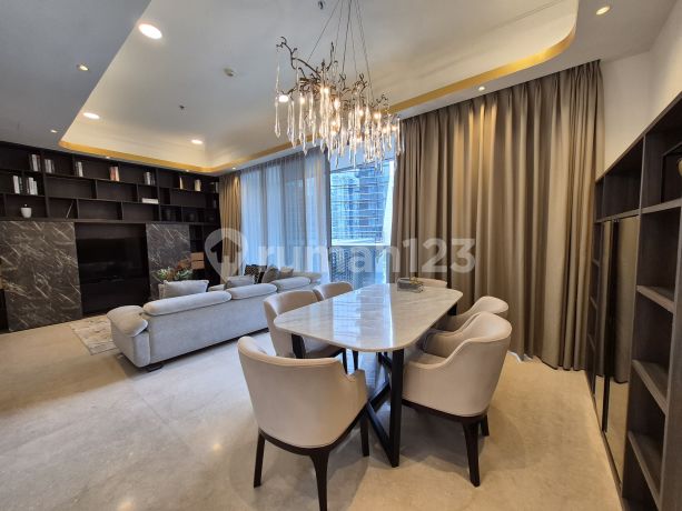 For Rent: Anandamaya Residence 3-Bedroom Apartment with Private Lift