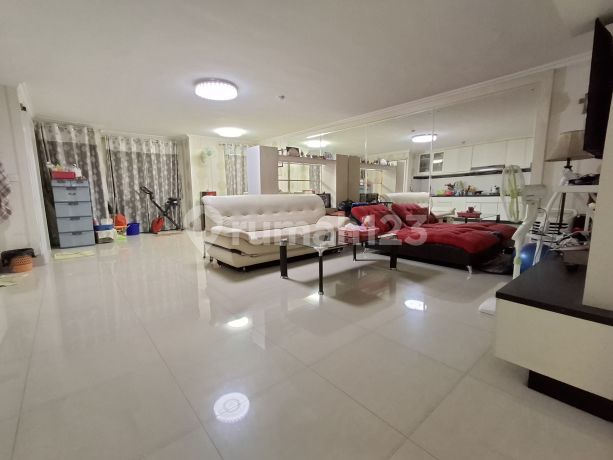 Murah !! Dijual Apt Wisma Gading Permai Semi Furnish Lantai Rendah Unit Gandeng