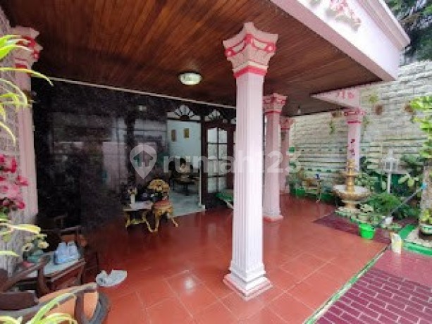 Rumah Unfurnished SHM Kebon Jeruk, Jakarta Barat Rumah Unfurnished SHM Kebon Jeruk, Jakarta Barat