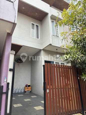 Rumah 2 Lantai Minimalis Modern 5 Menit Dari Tol Beca Ayu Rumah 2 Lantai Minimalis Modern 5 Menit Dari Tol Beca Ayu