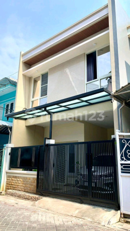 Rumah Mulyosari Baru Modern Minimalis Siap Huni
