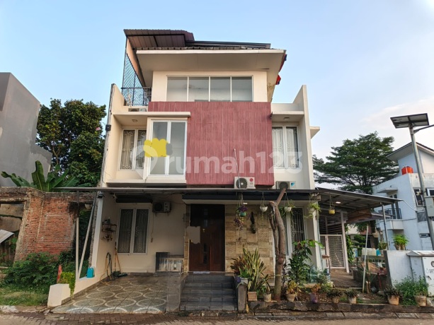 Sell Fast Sell at a Loss Beautiful House in Serpong Sell Fast Sell at a Loss Beautiful House in Serpong