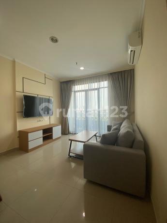 Turun Harga! Apartment Hampton's Park, Furnished, 2 BR