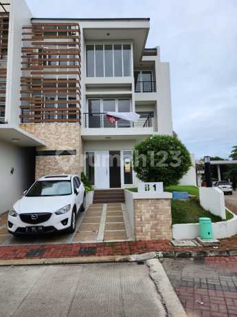 Hunian Super Mewah dengan Akses Paling Strategis