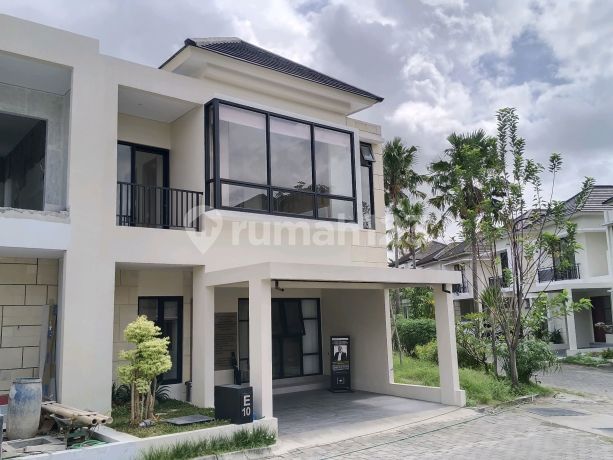 Rumah Bagus 2025 Di Laguna Spring Hill Banguntapan, 