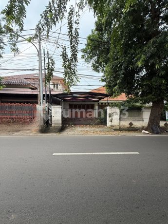 Rumah Lokasi Strategis Di Jl Raya Kostrad Pesanggrahan Jaksel