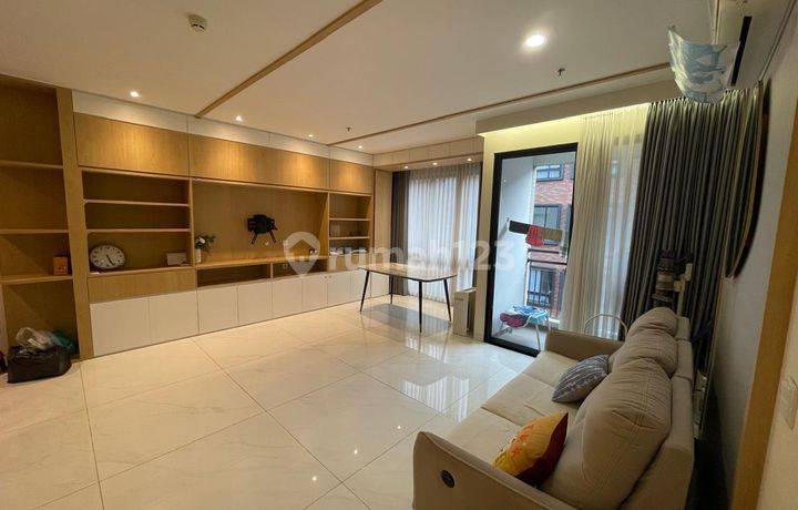 For Rent Apartemen LLOYD Fancy and Nice at Alam Sutera