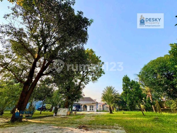 Business Place & Residence with Large Land Near Sumarecon Bekasi Business Place & Residence with Large Land Near Sumarecon Bekasi