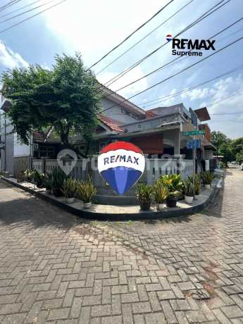 Dijual Rumah Hook 2 Lantai di Griya Bintara, Bekasi #MEL3DES25 Dijual Rumah Hook 2 Lantai di Griya Bintara, Bekasi #MEL3DES25