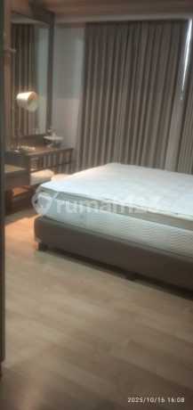 Apartemen The Peak Tunjungan Plaza, 3 BR, Furnished, Ruangan Luas Apartemen The Peak Tunjungan Plaza, 3 BR, Furnished, Ruangan Luas