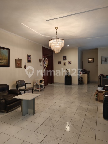 Dijual Rumah 657m2 di Menteng Jakarta Pusat
