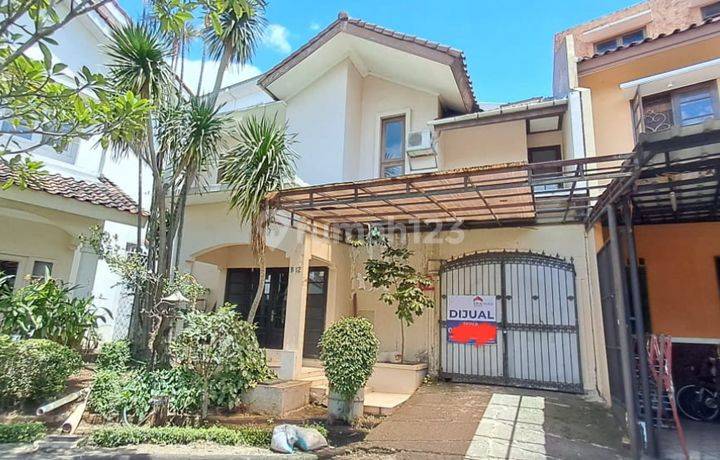 Dijual Rumah 2 Lt . Villa Graha Hijau. Ciputat Timur.