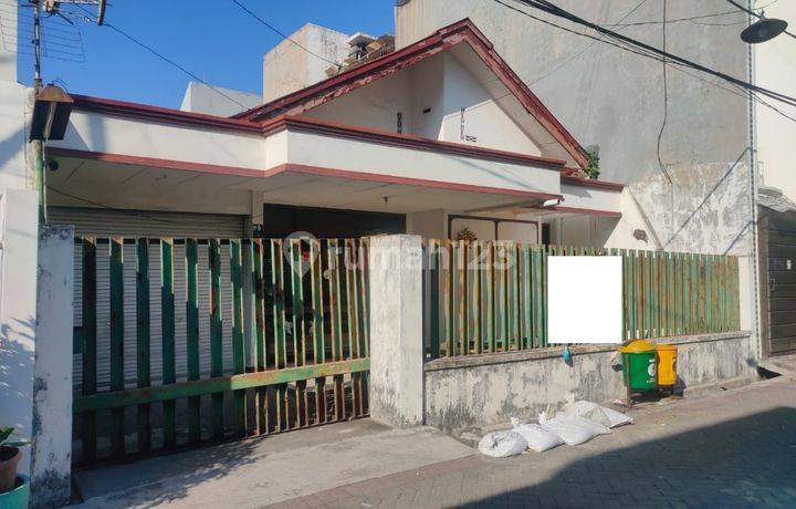Dijual Rumah Hitung Harga Tanah di Pradah Permai dekat Simpang Darmo Permai, Kupang Jaya, Darmo Baru Timur