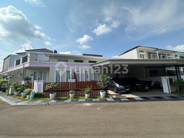 For Sale Luxury Flagship Right-Aligned Fully Furnished House in Sakura Regency 3 East Bekasi For Sale Luxury Flagship Right-Aligned Fully Furnished House in Sakura Regency 3 East Bekasi