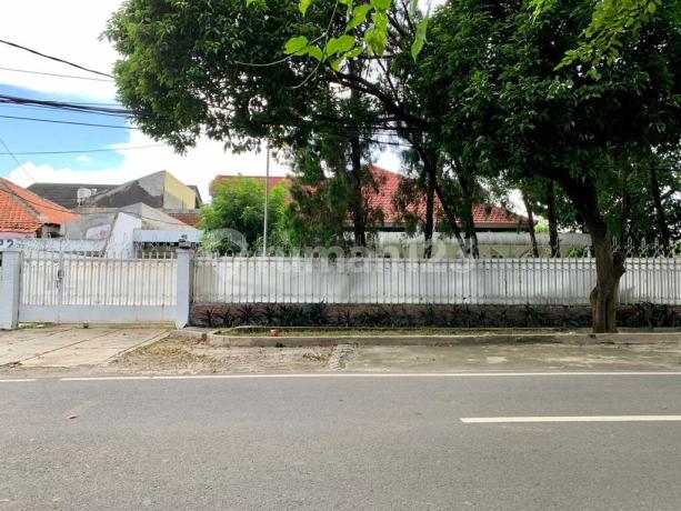 Cheap House with Large Yard in TNI AU Waringin Permai Complex, Jatiwaringin Cheap House with Large Yard in TNI AU Waringin Permai Complex, Jatiwaringin