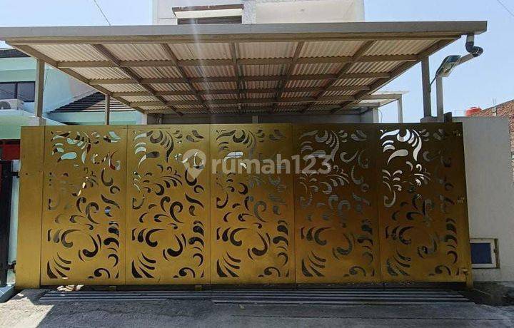 Dijual Rumah Ada Kolam Renang Area Arcamanik Bandung