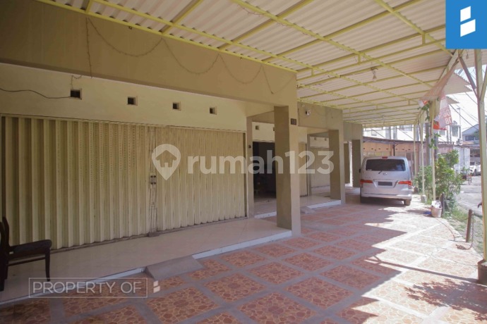 Dijual ruko di komplek Ranca manyar