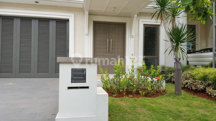 Dijual Rumah Greenwich, Luxmore, Rumah 2 Lantai, Rapi, Siap Huni Dijual Rumah Greenwich, Luxmore, Rumah 2 Lantai, Rapi, Siap Huni
