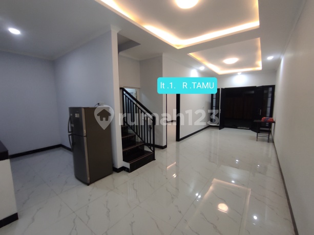 Rumah Bangnan Baru Dlm Komplek Pdk Kelapa Jakarta Timur Rumah Bangnan Baru Dlm Komplek Pdk Kelapa Jakarta Timur