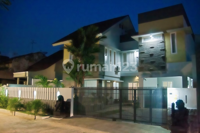 Turun Hrg Rumah Mewah" Semi Furnish" Billy Moon Marinir Pdk Kelapa Jakarta Timur Turun Hrg Rumah Mewah" Semi Furnish" Billy Moon Marinir Pdk Kelapa Jakarta Timur