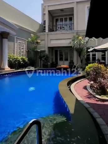 Rumah Mewah Brgaya Klasik Arabian " Furnish " Turun Hrga Komplek Duren Sawit Jakarta Timur