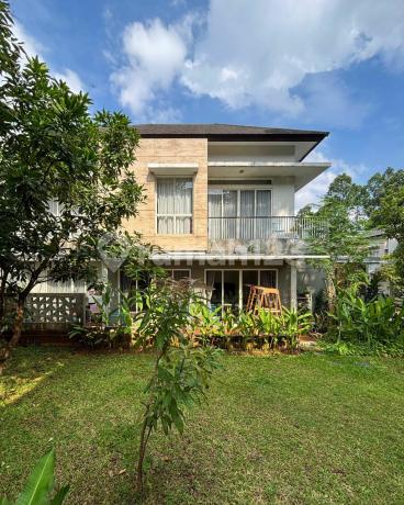 Price Drop!! House Position Hook Located Inside Serenia Hills South Jakarta Housing Complex