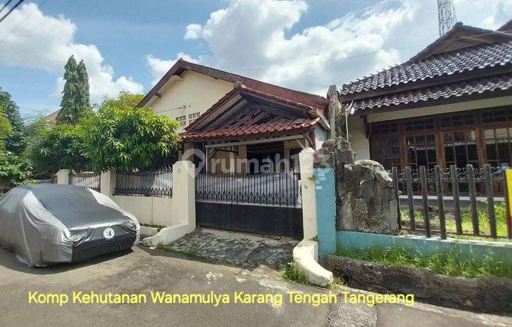 Dijual Rumah Utama + Paviliun di Komplek Kehutanan, Karang Tengah Tangerang