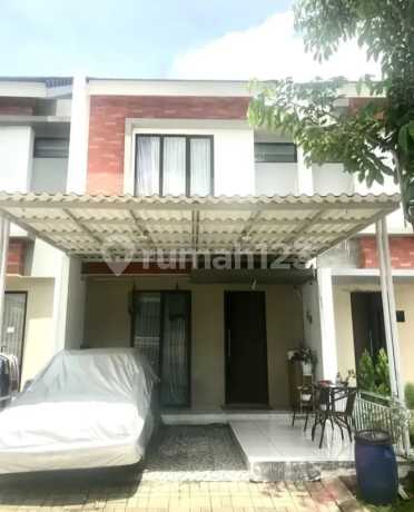 Rumah Grand Batavia Pasar Kemis Dua Lantai