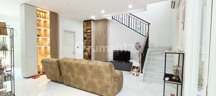 For Sale Semi-Furnished Lake View House in The Springs Cluster Grisea Gading Serpong Tangerang