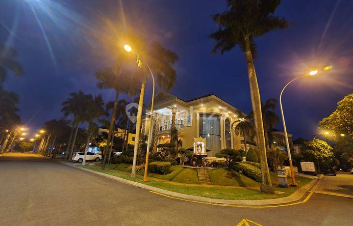 Rumah Mewah Full Furnished Taman Resort Mediterania Pik Jakarta Utara