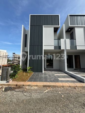 Rumah Cantik 2 Lantai Minimalis dan Strategis Sawangan Depok