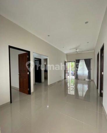 Rumah Nyaman Luas 120 m2 Siap Huni Di Lokasi Strategis Plumeria Residence Graha Bintaro
