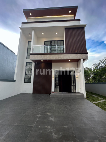 LO Dijual Cepat Rumah Baru Hoek di Bintaro LO Dijual Cepat Rumah Baru Hoek di Bintaro