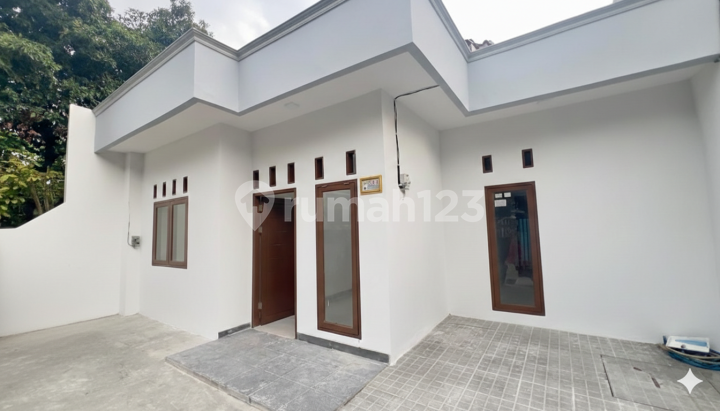 For Sale Until Deal, Neat House, Move-In Ready, Newly Renovated, South Jakarta For Sale Until Deal, Neat House, Move-In Ready, Newly Renovated, South Jakarta