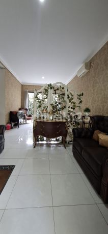 For Sale Quick Move-In Ready House Boulevard Graha Raya Bintaro 3BR+1 Near Toll Road
