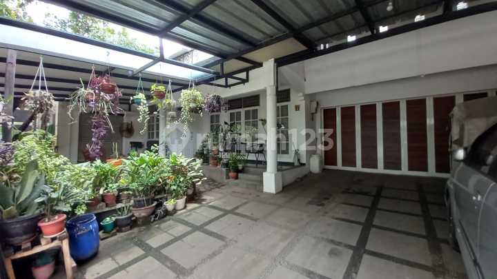DIJUAL CEPAT Rumah Bagus Unfurnished SHM Sektor 9-Bintaro, Tangerang Selatan