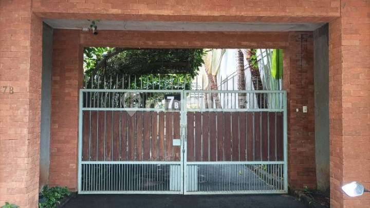 Rumah Tinggal Jalan Villa Terusan