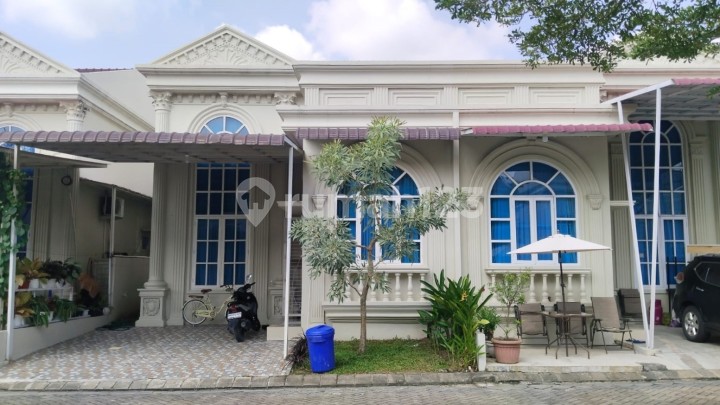 Rumah Tinggal Royal Platinum 2 Rumah Tinggal Royal Platinum 2