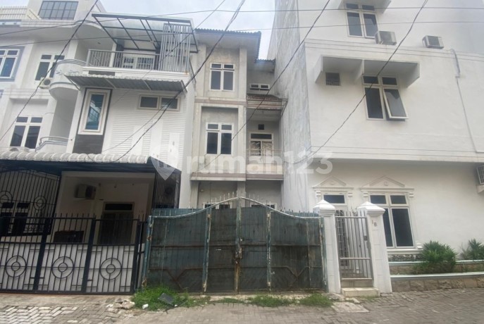 Rumah Tinggal Komplek Villa Makmur Indah