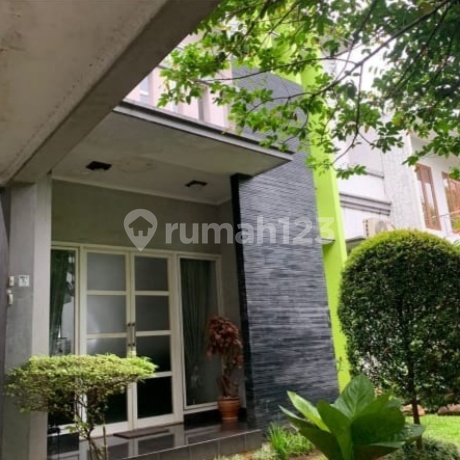 Dijual Rumah 2 Lantai Semi Furnish di Kemang Pratama, Bekasi